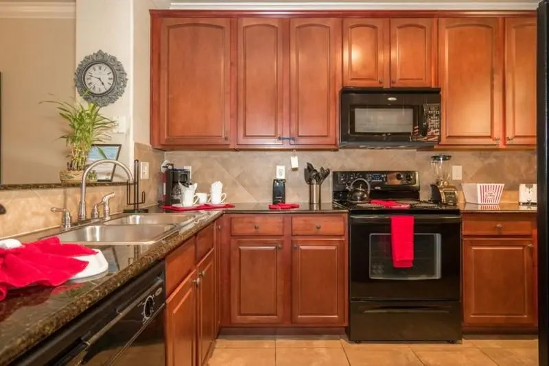 906 Charo Parkway Unit 422 2 Bedrooms, 2 Bathrooms
