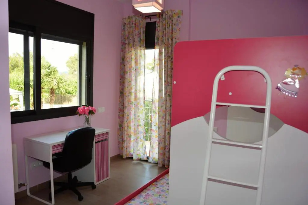 Villa Sitges La Calma 10 minutes drive Sitges 2 minutes walk Garraf Park AC