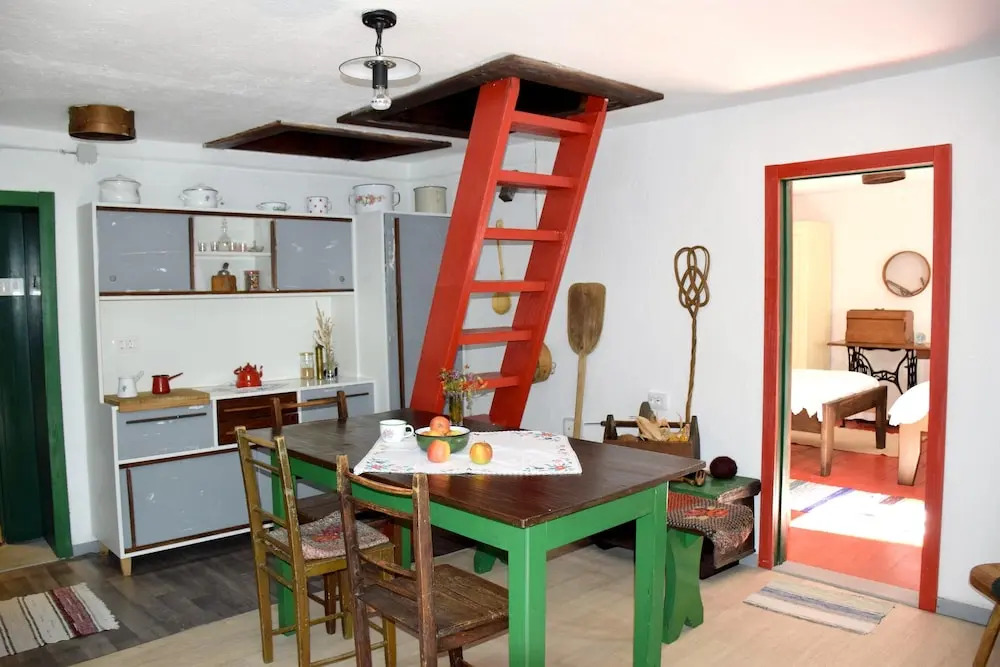 Stunning Home In Debelo Brdo I With Wifi