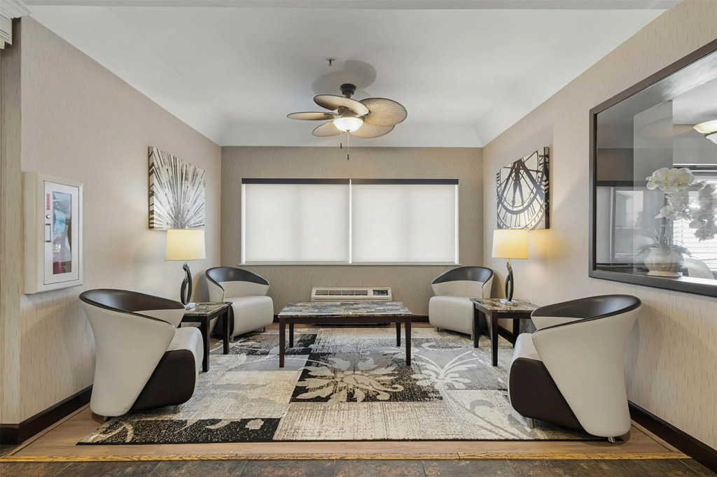 Best Western Crown Inn & Suites - Batavia