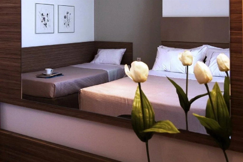 Ostria Sea Side Hotel