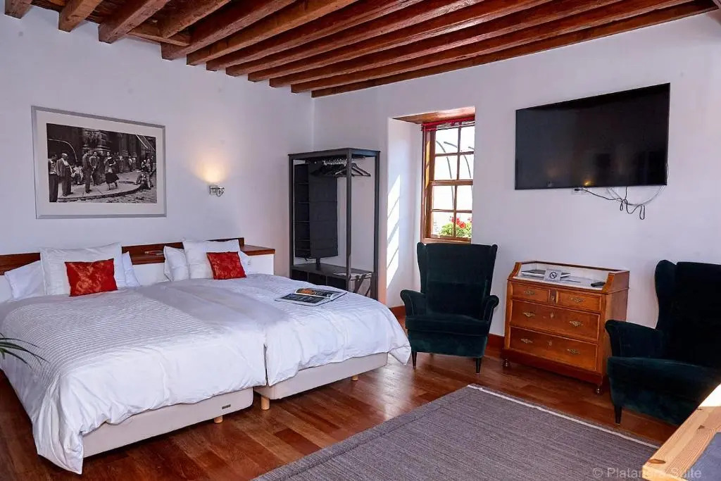 Platanera Suites
