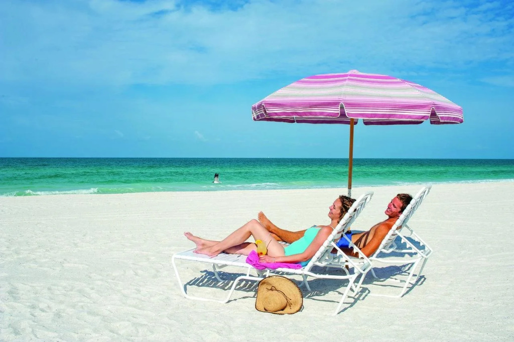 Sandcastle Resort at Lido Beach