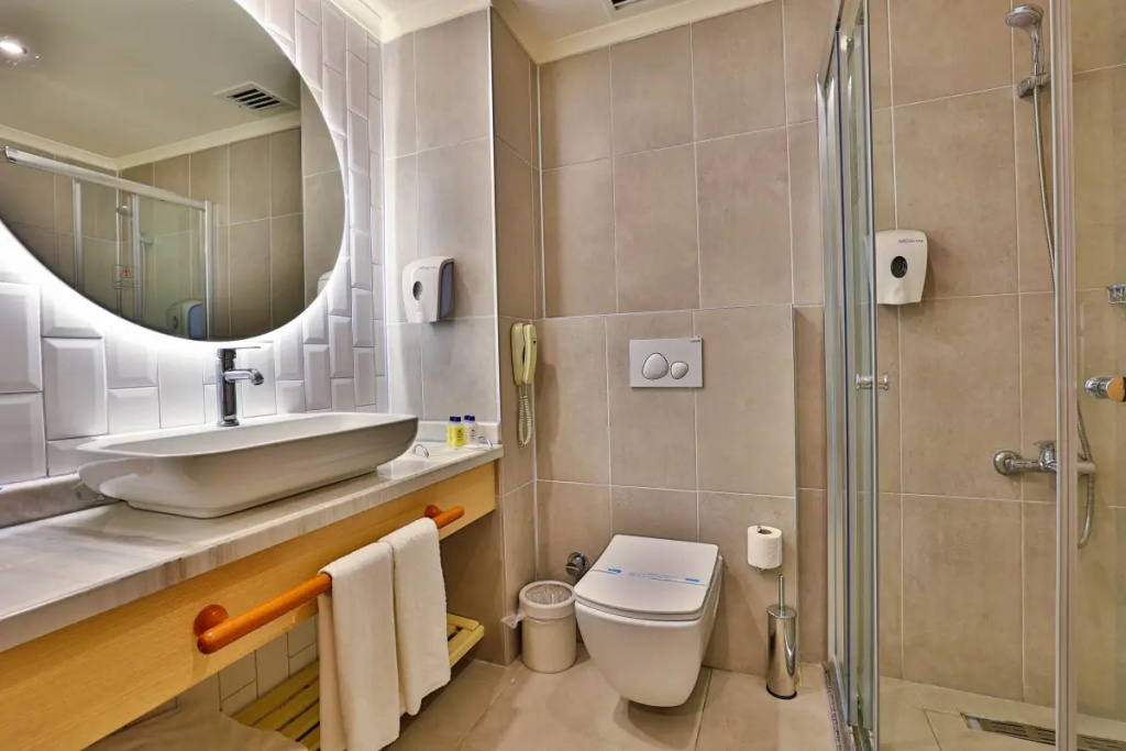 EOS Beach Resort