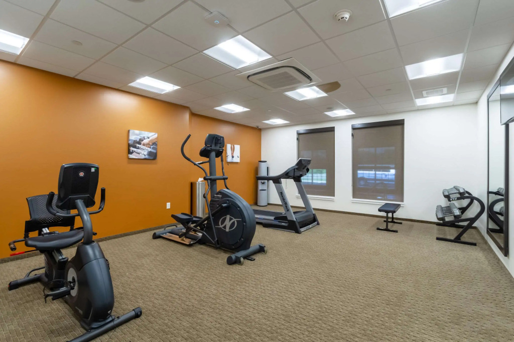 Comfort Inn & Suites - Harrisburg Airport - Hershey South