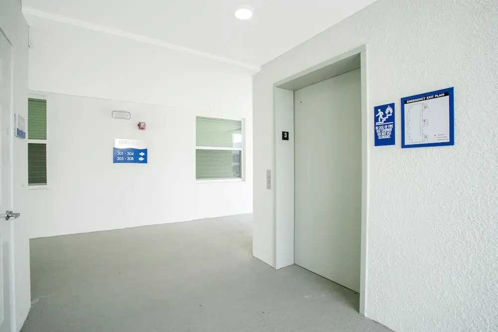 Gorgeous 2 Bedroom Apartment Close to Disney 305 3191