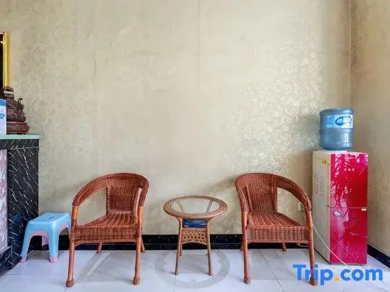 Xindongfang Express Hotel (Lvliang Longfeng Street)