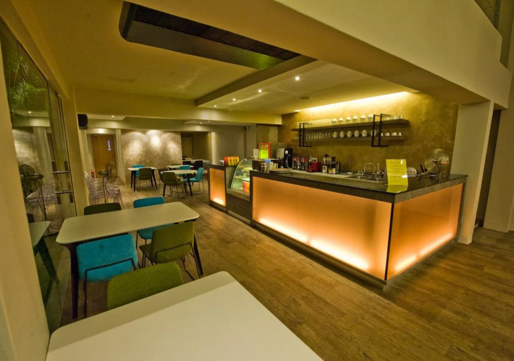 Riverside Boutique Hotel