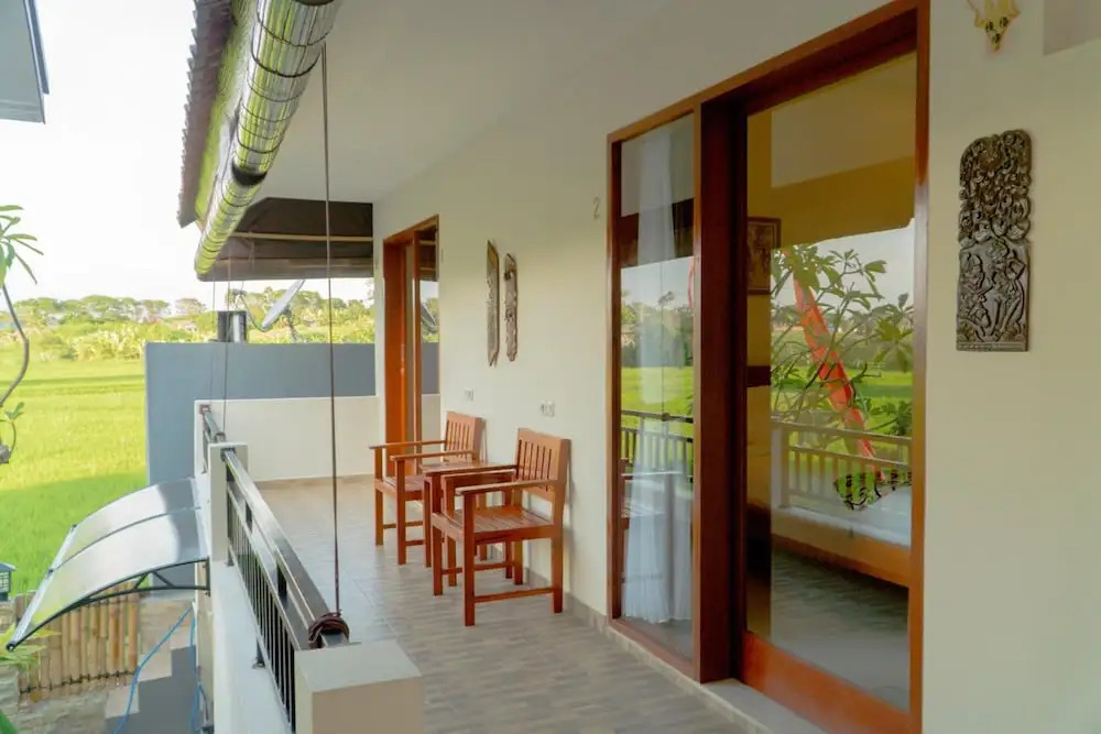 DeRose Guest House