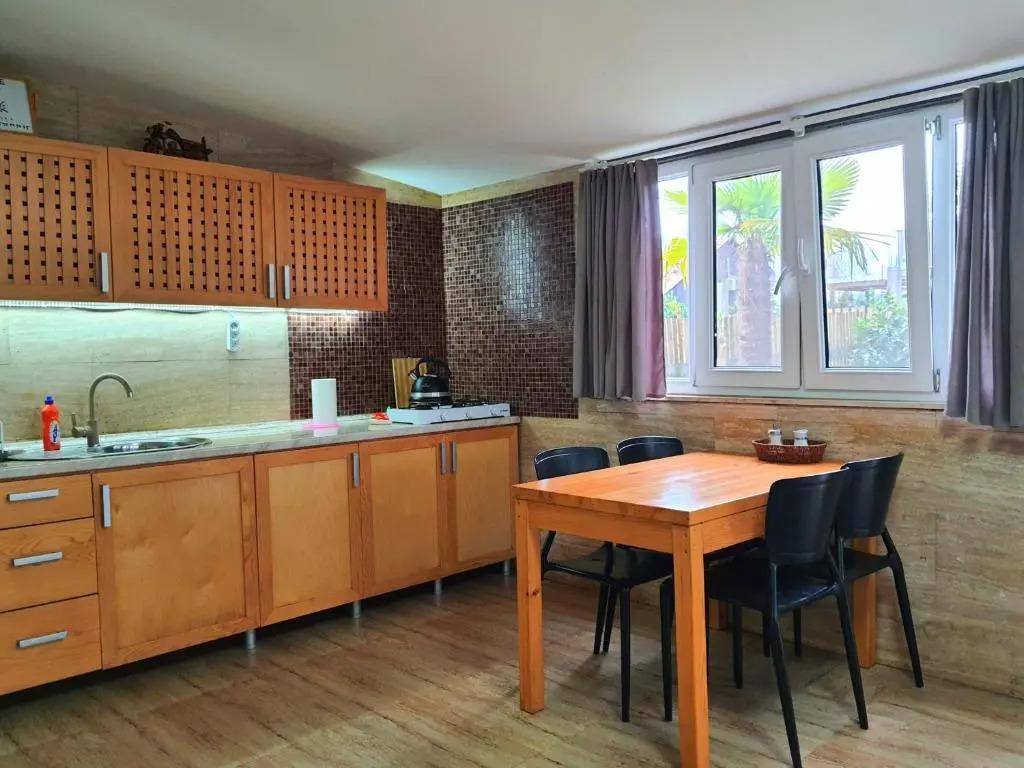House & Yard Sesil S 70m to beach