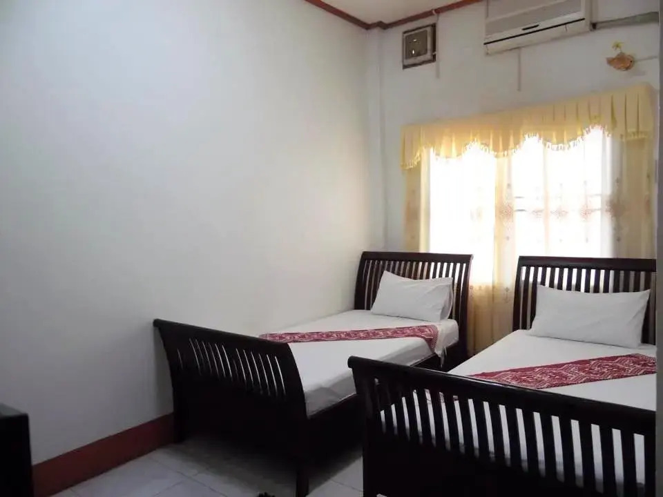 Sengalee Hotel