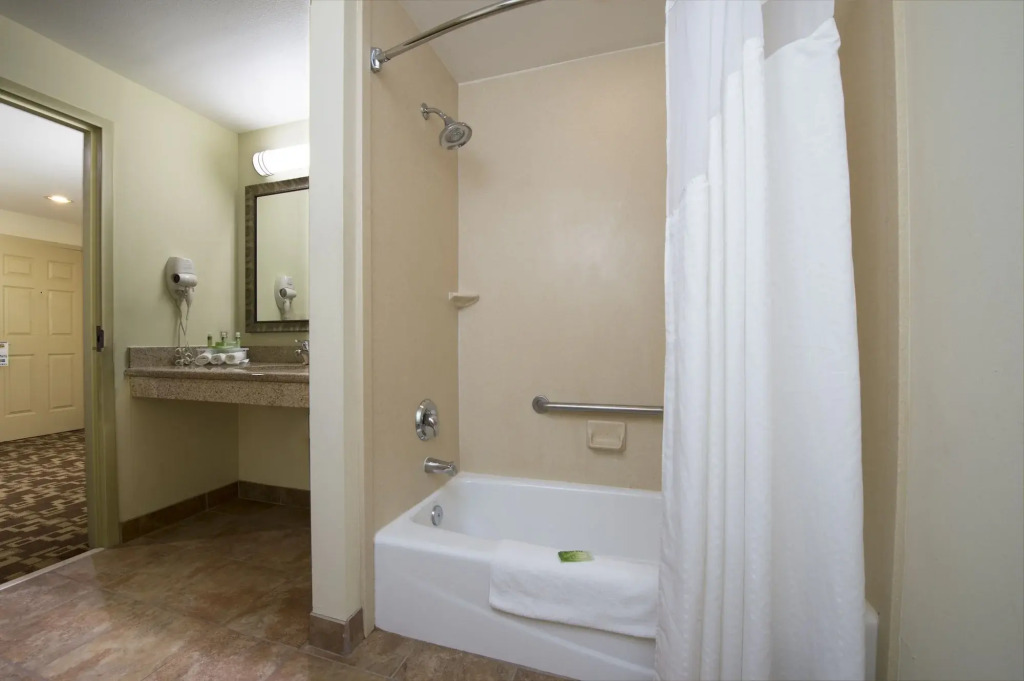 Holiday Inn Express Hotel & Suites Port St. Lucie West by IHG