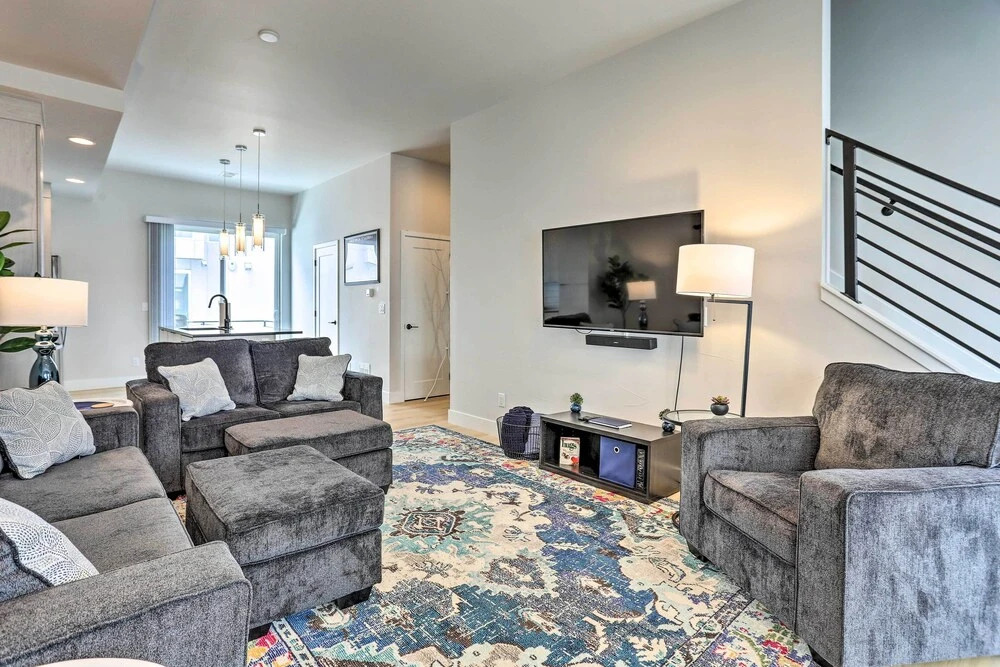 Trendy Denver Townhome - Walk to Mile High Stadium