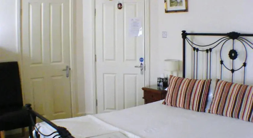 Fairway Guest House