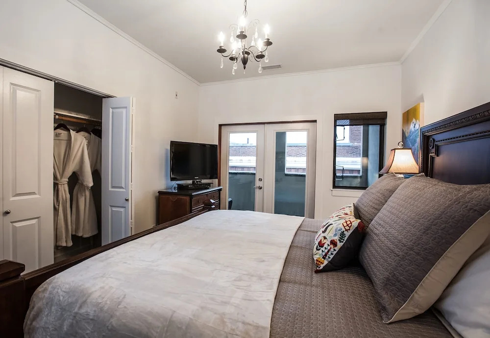 Alpenglow Penthouse by Revelstoke Vacations