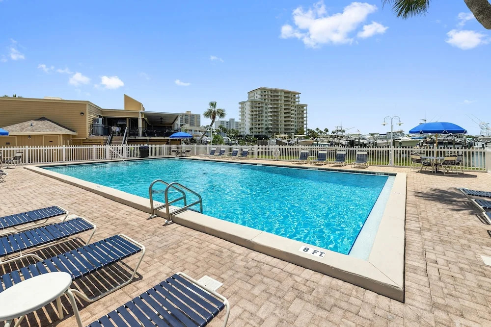 Sandpiper Cove 2044