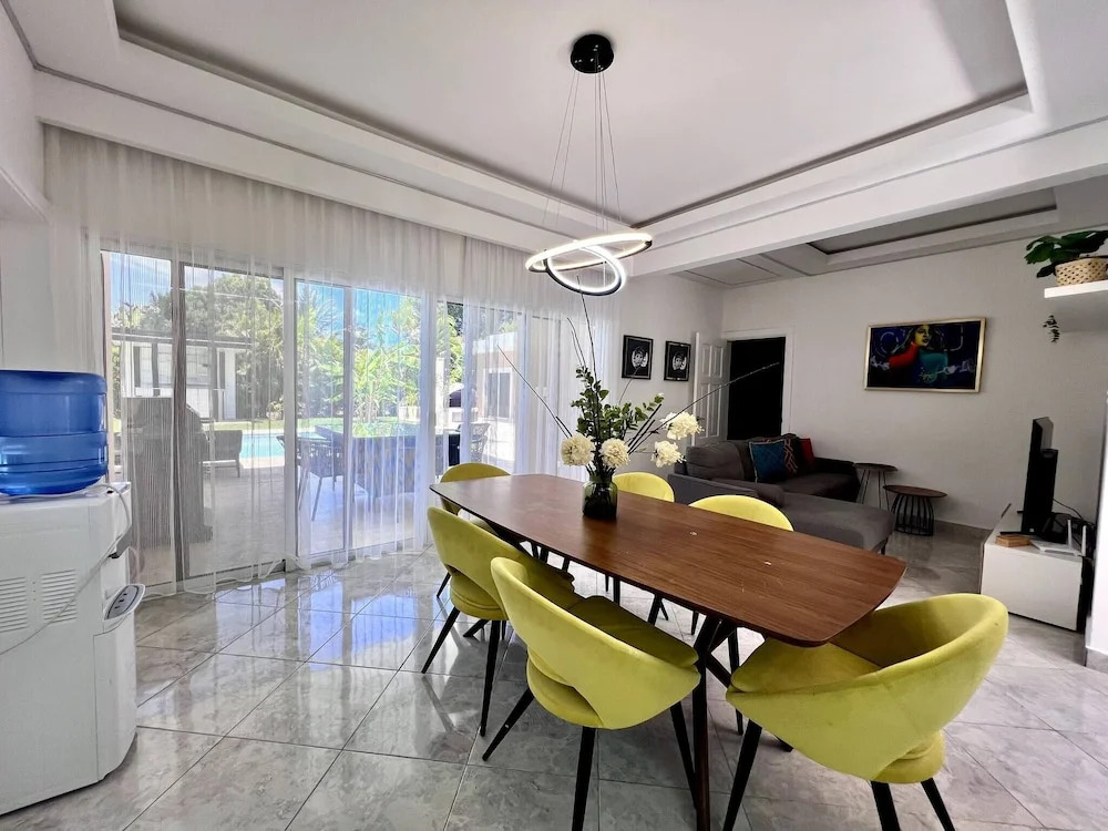 Casa Linda 756 - 5br Modern Villa In Sosua!