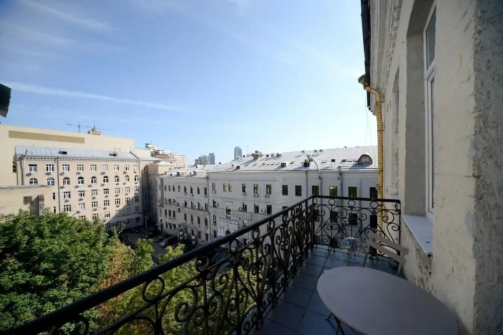 Апартаменты KievApts, ул. Пушкинская, 10