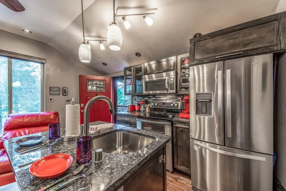 412blissfulhillsucncb - Blissful Hills