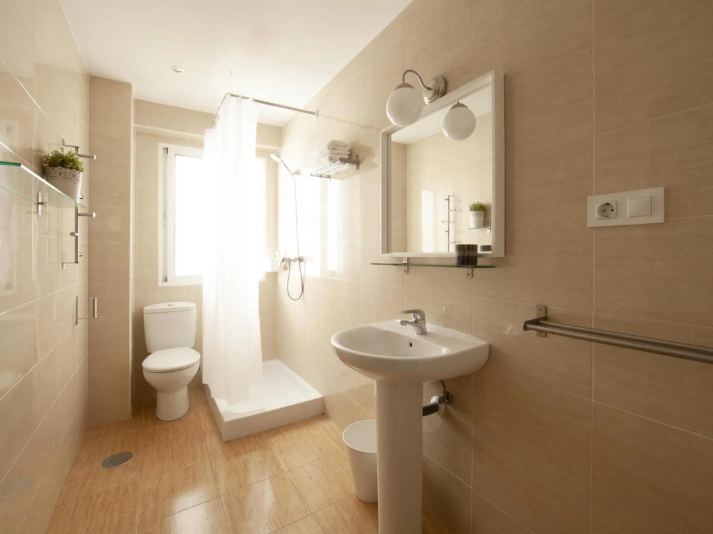 CERVANTES Apartment 29 2BT 1BR