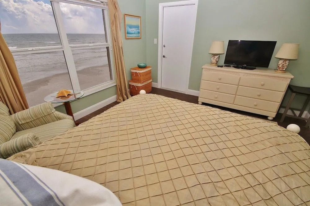 Sea Coast Gardens II 404 Apartment 2