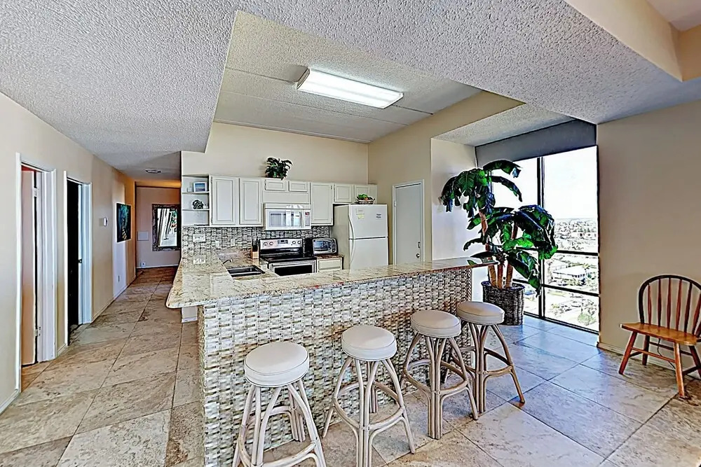 Shorefront Corner PH, 3br: Suntide III - Unit 1201