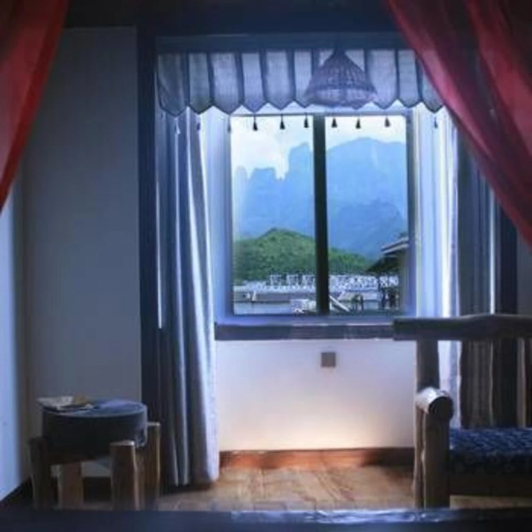 Menghui Xiangxi Theme Inn (Zhangjiajie Tianmenshan)