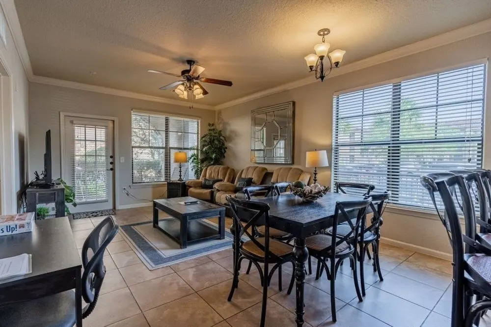 Fl Special!! Beautiful Bella Piazza 3 Bedroom Condo by RedAwning