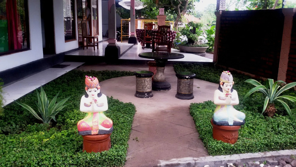 Mami In Homestay