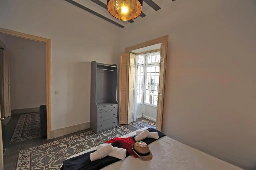 Arenal 8 rooms 3 plantas