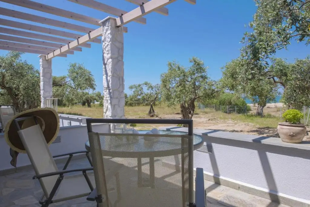 Terra di Olive Thassos