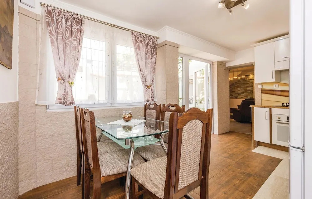 Stunning Home in Novi Vinodolski With Wifi and 3 Bedrooms