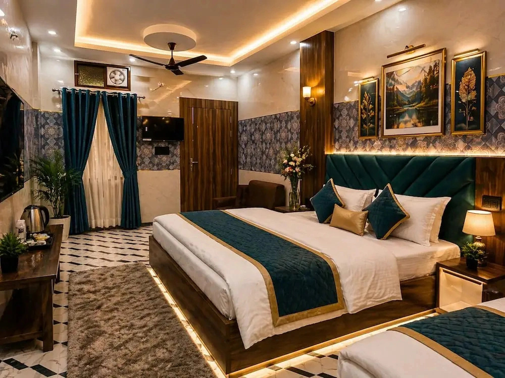Hotel Js Inn