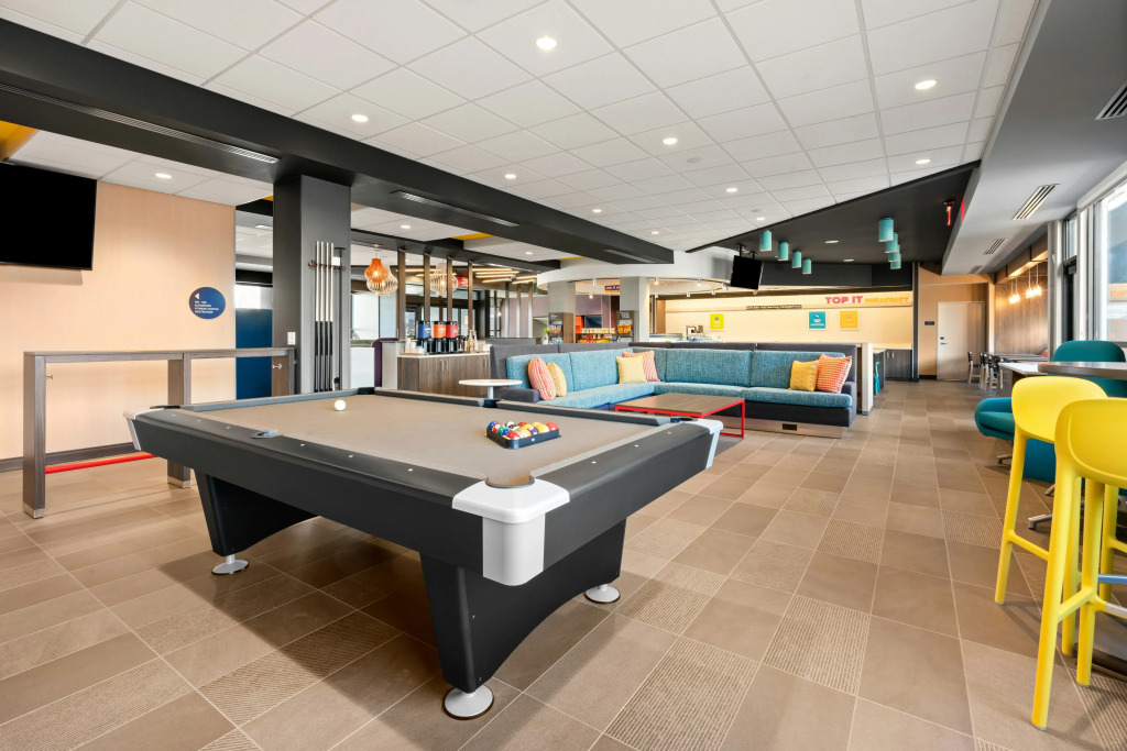 Tru By Hilton Portland Airport, Or