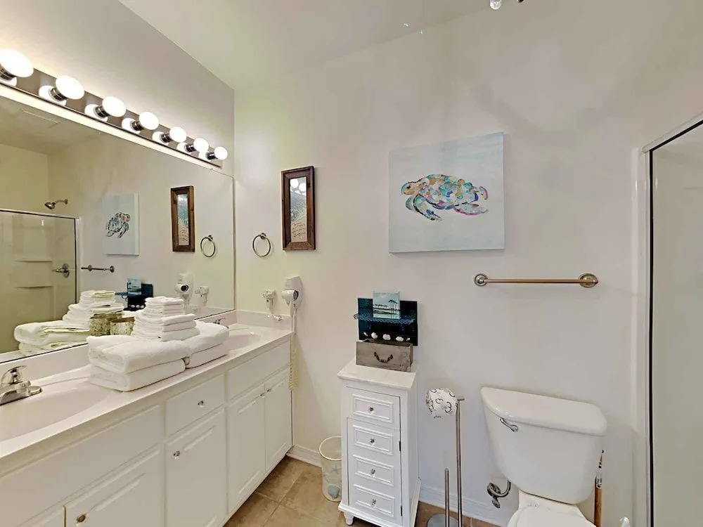 Layze Dayze by Southern Vacation Rentals