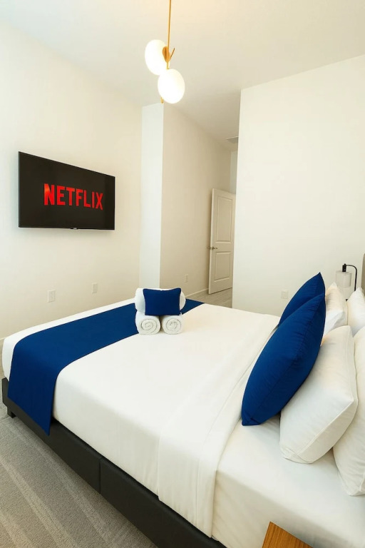 Harmony Ensuite Room  Shared Home No Car