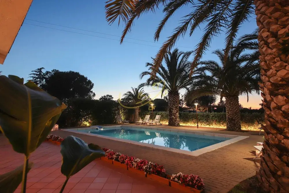 TD Villa Marinesca Typical Villa with Pool