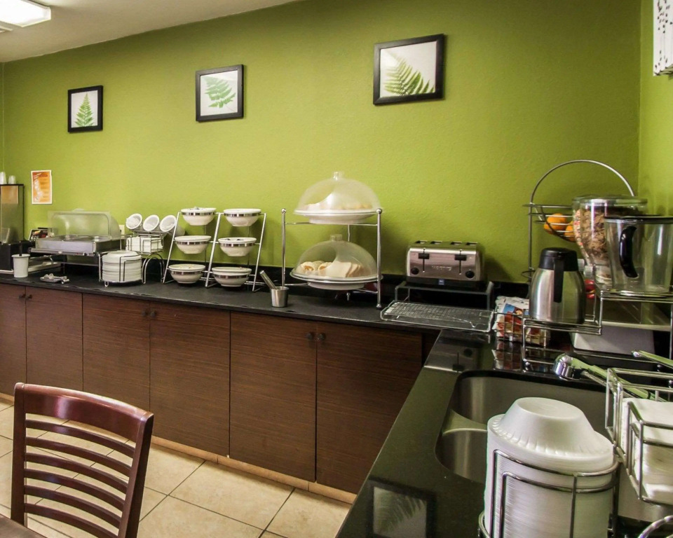 Sleep Inn & Suites Niantic North