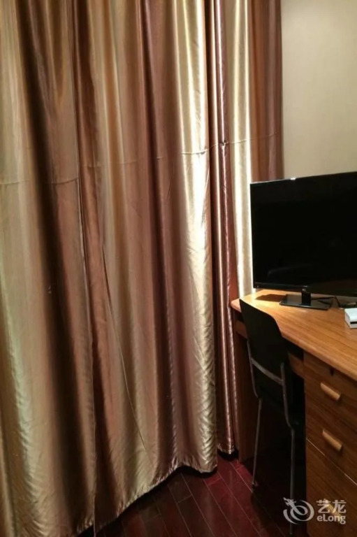 Xuanlong Apartment Hotel