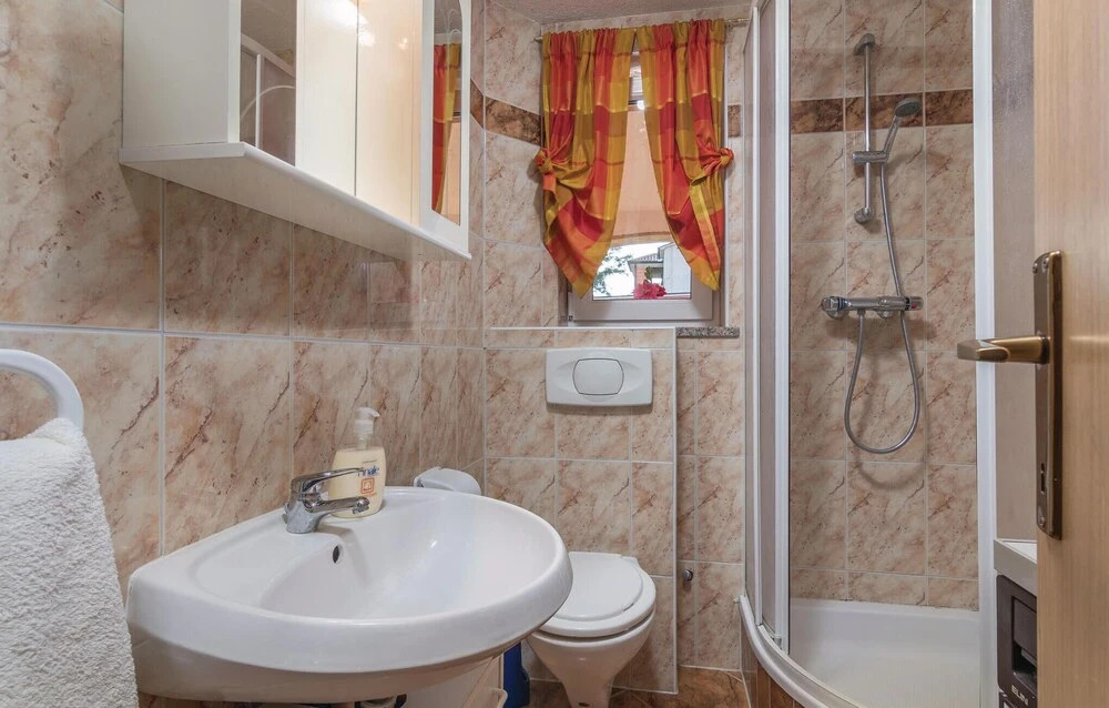Awesome Home in Labin With Wifi and 4 Bedrooms