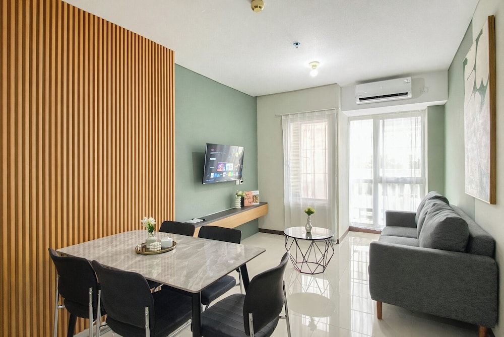 Tranquil 2Br For 6 Pax At Nifarro Park Apartment