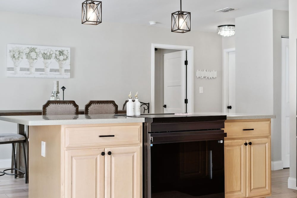 Luxury House - Sleeps 8 Golf Disney Family Fun