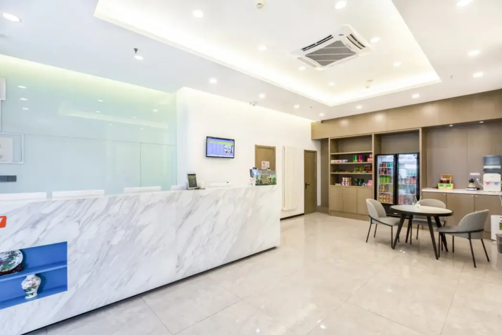 Yi Mu Hotel (Beijing Madian Bridge Subway Station)