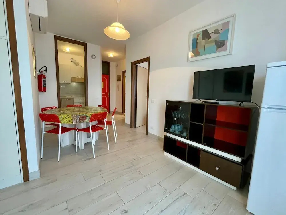 Comfy Flat With Balcony-beahost