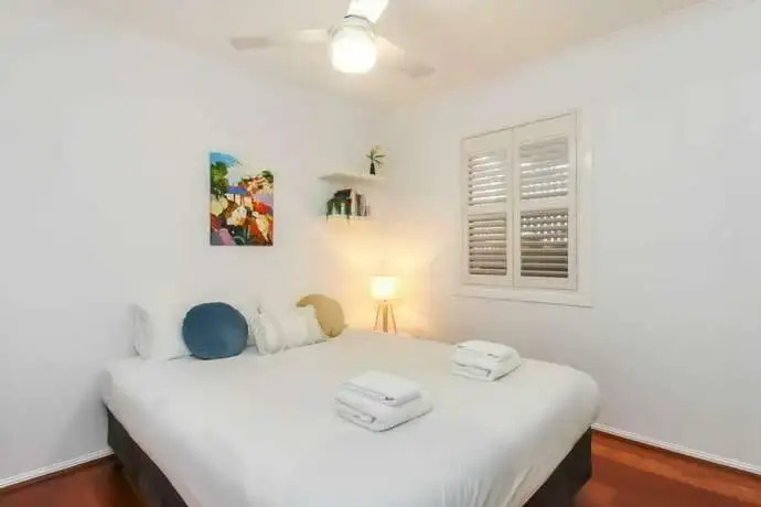 Stylish 3 Bedroom Family Home in Leafy Paddington