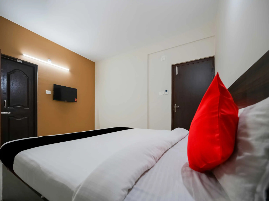 Super Hotel O Namaskar Diamond Key