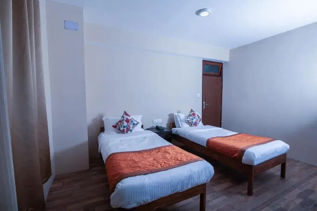 Hotel Suprabhatam