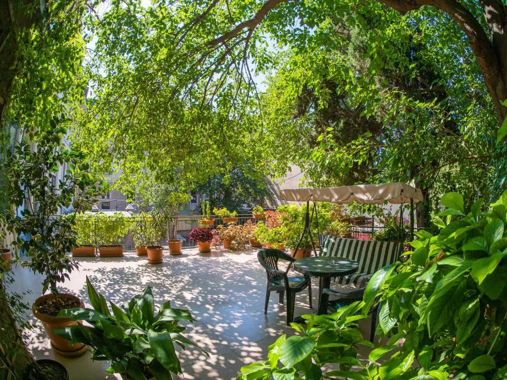 Lucho Apartment