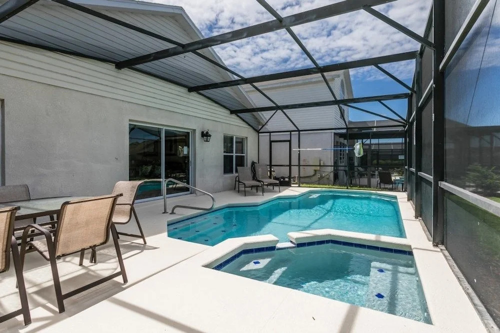 4 bed Single Level Home in Windsor Palms Sleeps 8