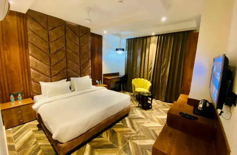Grand Luxotica By DLS Hotels